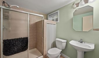 725 N Vista Dr, Algonquin, IL 60102