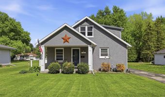 1420 N OWAISSA St, Appleton, WI 54911