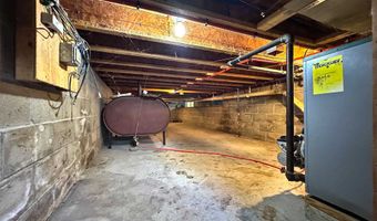 305 Grove St, Bennington, VT 05201