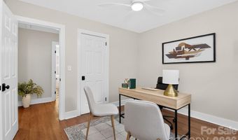 3617 Woodleaf Rd, Charlotte, NC 28205