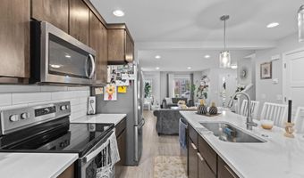 5912 Minong Ln, Fitchburg, WI 53711