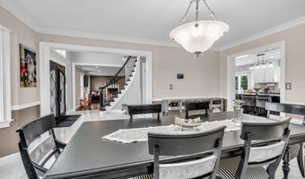 20 Regency Way, Manalapan, NJ 07726