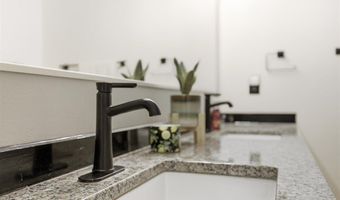 6605 Cutty Sark St, Anchorage, AK 99502