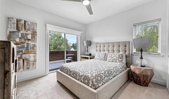505 SE D St, Bentonville, AR 72712