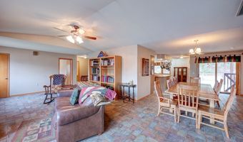 30049 Sunnyside Ct, Arkansas City, KS 67005
