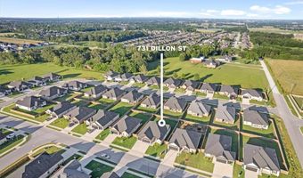 731 Dillon St, Bentonville, AR 72713