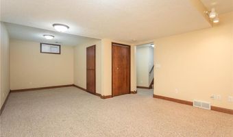 1007 Douglas St, Alexandria, MN 56308
