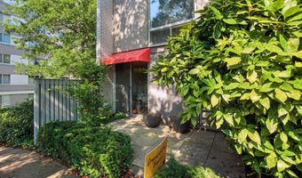4979 BATTERY Ln 4979-1, Bethesda, MD 20814