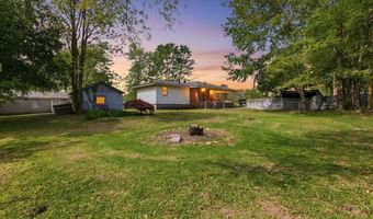 1213 N Shady Ln, Bauxite, AR 72015
