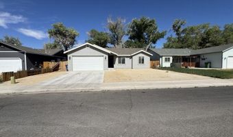 1415 Sherman St, Fallon, NV 89406