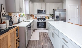 3601 CHICAGO St, Albany, OR 97322