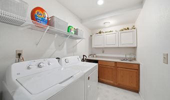 2943 Lee Marie Dr, Adrian, MI 49221