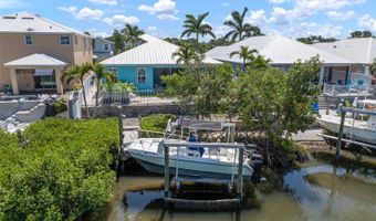 424 BAHAMA GRANDE Blvd, Apollo Beach, FL 33572