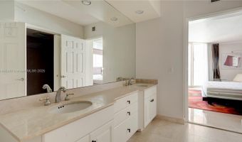 3370 Hidden Bay Dr 909, Aventura, FL 33180