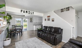 215 19th Ave SW, Altoona, IA 50009