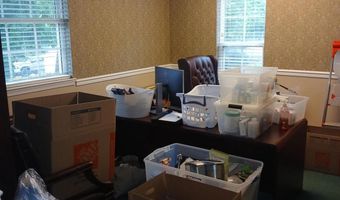 412 S WHITE HORSE Pike, Audubon, NJ 08106