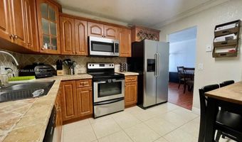 2851 NE 183rd St 907E, Aventura, FL 33160