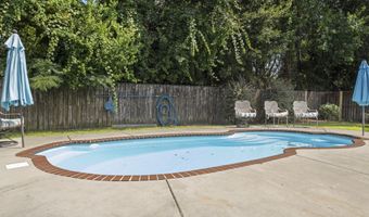 2303 Rue Maison, Biloxi, MS 39532