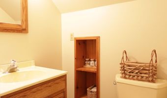 105 Pine Ln, Adirondack, NY 12808