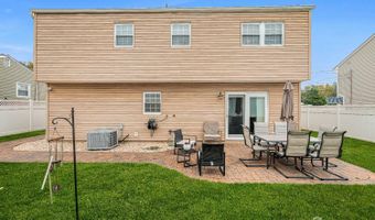14 E Coddington Ave E, Avenel, NJ 07001