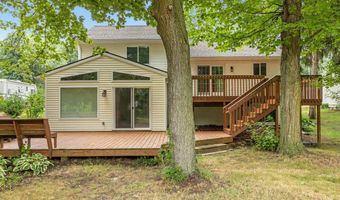 11108 Creekside Dr, Allendale, MI 49401
