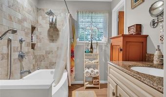 2324 N Plainview Rd W, Ardmore, OK 73401