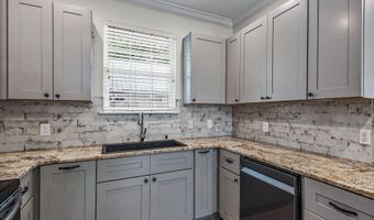 258 Prado St, Apalachicola, FL 32320