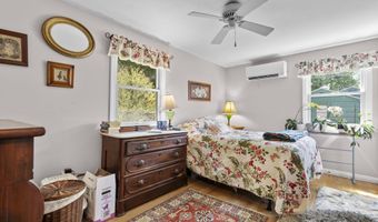 13 Canton Valley Cir, Canton, CT 06019