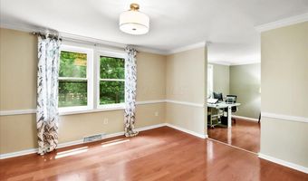 659 Boxford Ln, Columbus, OH 43213