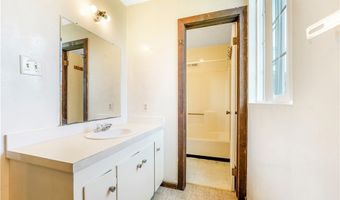 1300 Oak Ave, Carlsbad, CA 92008