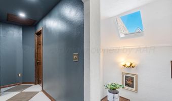 907 BROADMOOR St, Amarillo, TX 79106