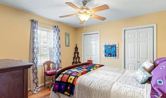 197 Maple Ridge Rd, Alexander City, AL 35010