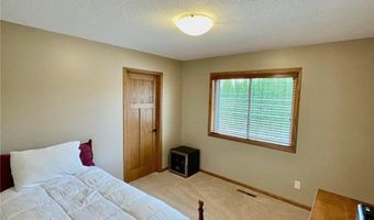 1409 28th St SW, Austin, MN 55912
