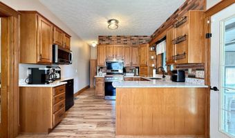 121 N Main St, Attica, OH 44807