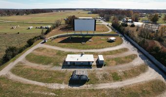 1601 E Church St, Aurora, MO 65605