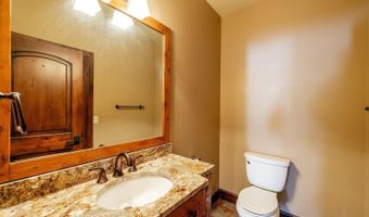 8 Funny Bird Ln, Buffalo, WY 82834