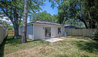 1145 STOCKS St, Atlantic Beach, FL 32233