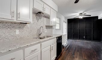 6207 Creek Crossing Rd, Alvarado, TX 76009