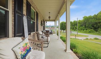 188 Huntsman Ln, Bean Station, TN 37708