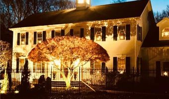 45 Burns Way, East Greenwich, RI 02818