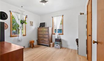 1317 DIVISION St, Algoma, WI 54201