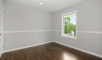 12 Cel Bret Dr, Danbury, CT 06810