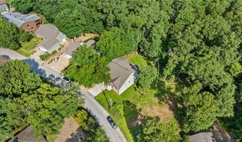68 Elizabeth Dr, Bella Vista, AR 72715
