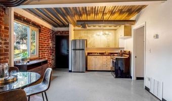 15 BURBANK Dr 4, Atlanta, GA 30314