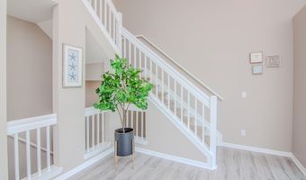 1892 Lindsay Ln, Ann Arbor, MI 48104