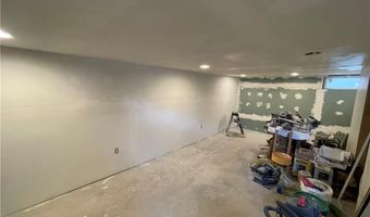 50 Washington Ave, East Providence, RI 02915