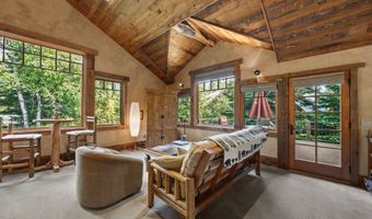 500 Wild Swan Trl, Bigfork, MT 59911