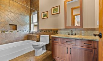3331 KAUMANA Dr, Hilo, HI 96720