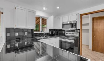 6936 SW 188TH Ave, Beaverton, OR 97007