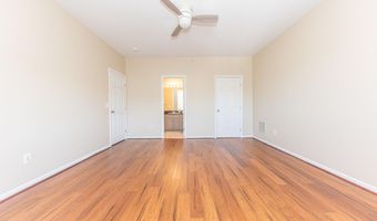 301 Scio Village Ct 262, Ann Arbor, MI 48103